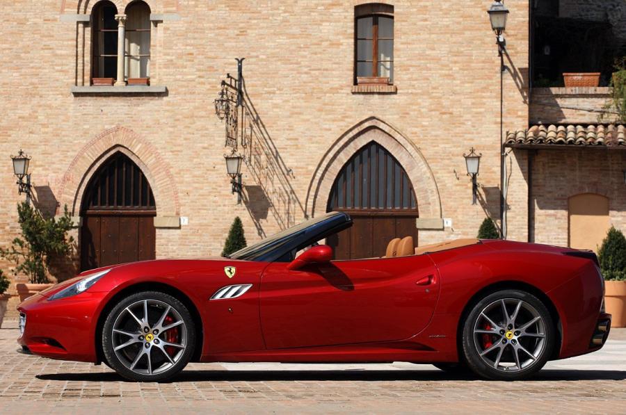  Ferrari California 30 2012 года  (фото 31 из 58)